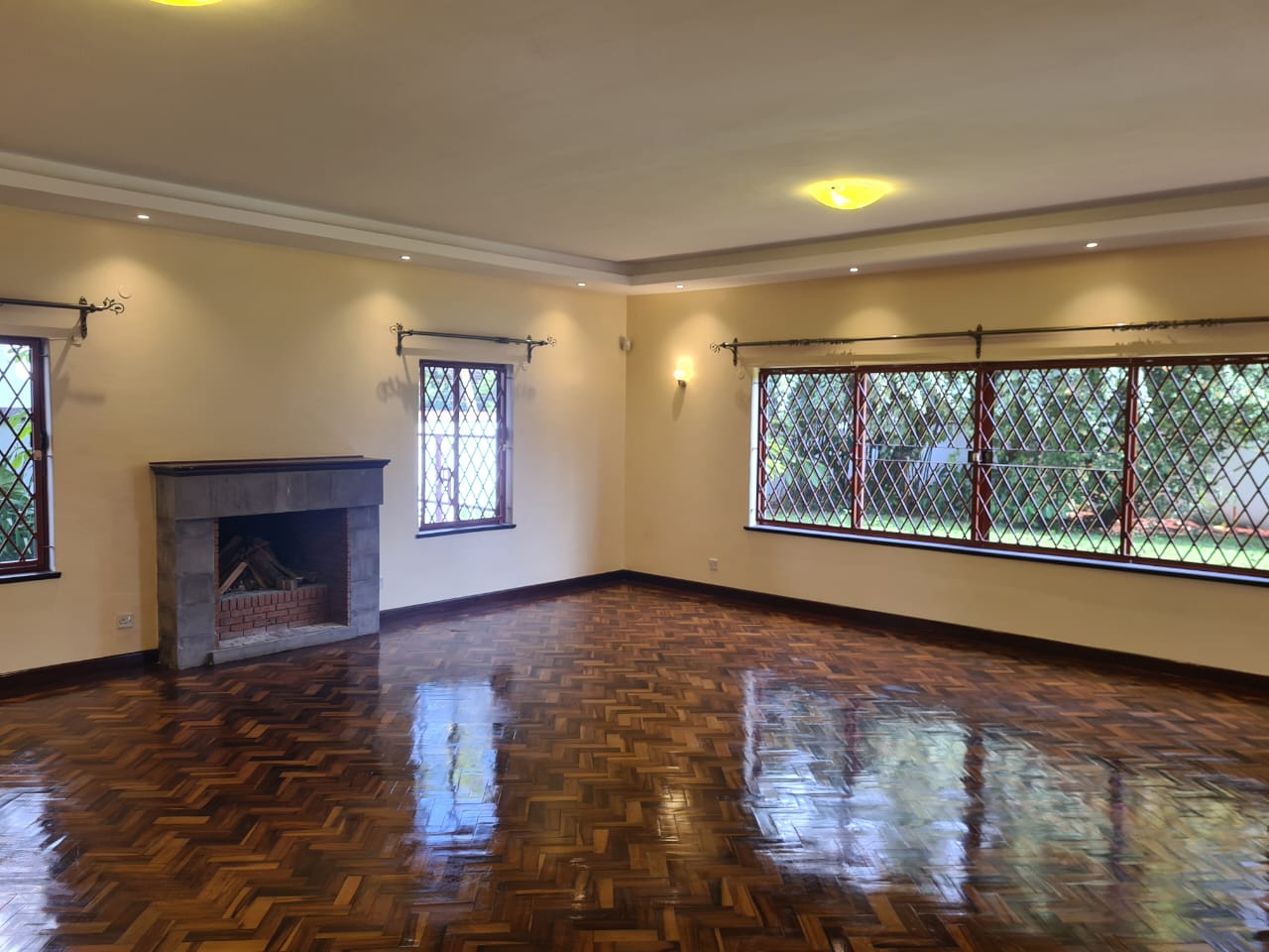 5 Bedroom House for Rent in Thigiri, Nairobi + Study | KSh 650K