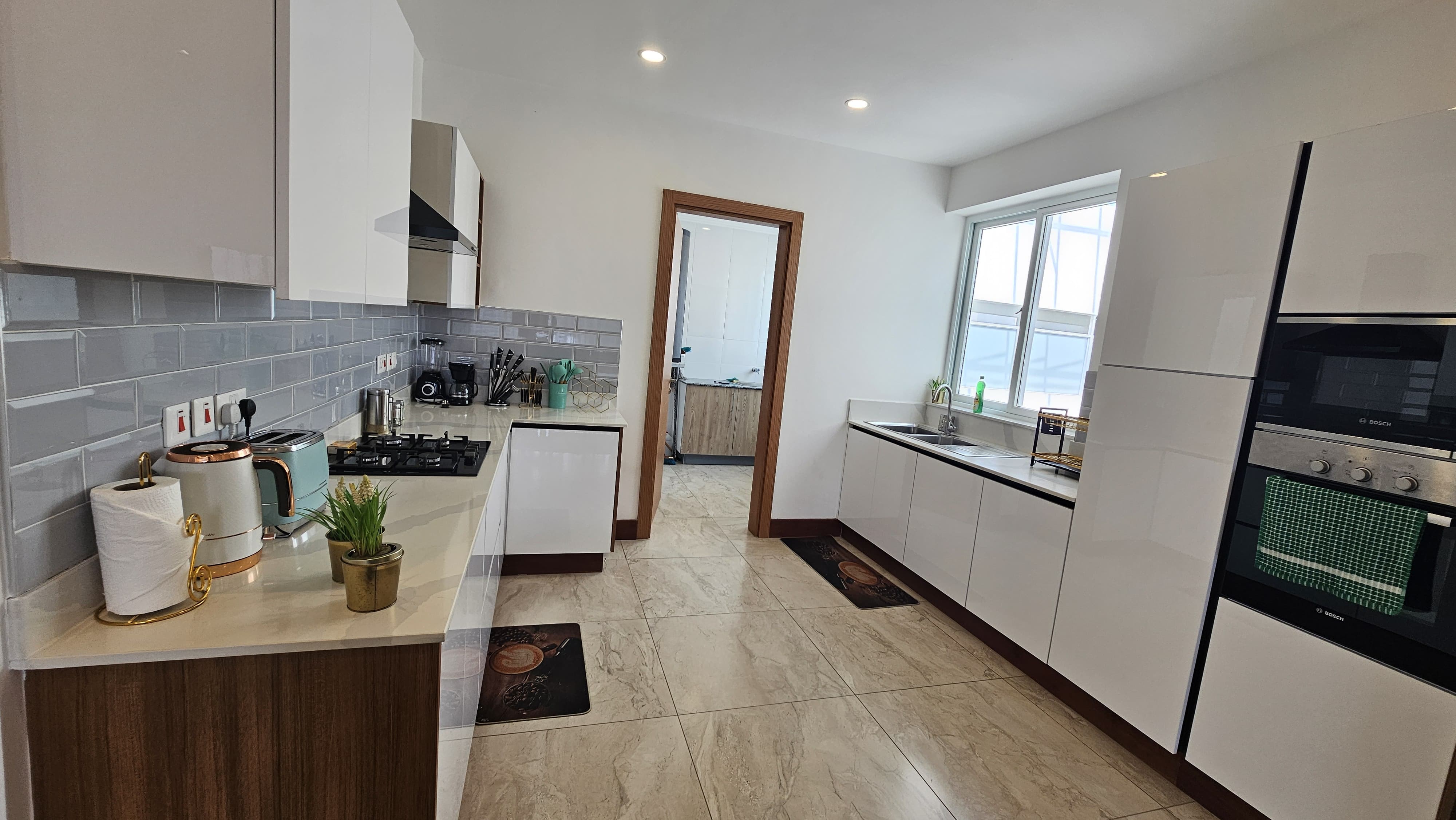 Fully Furnished 2 Bedroom Apartment for Rent at Colosseium Apartments