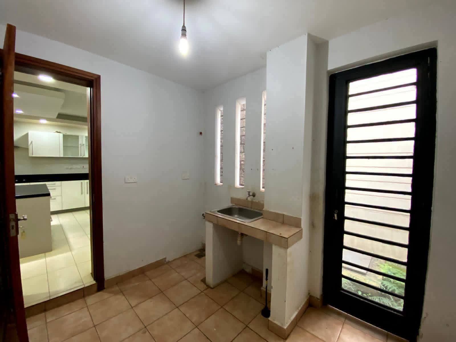 5 Bedroom House for Rent in Spring Valley, Westlands