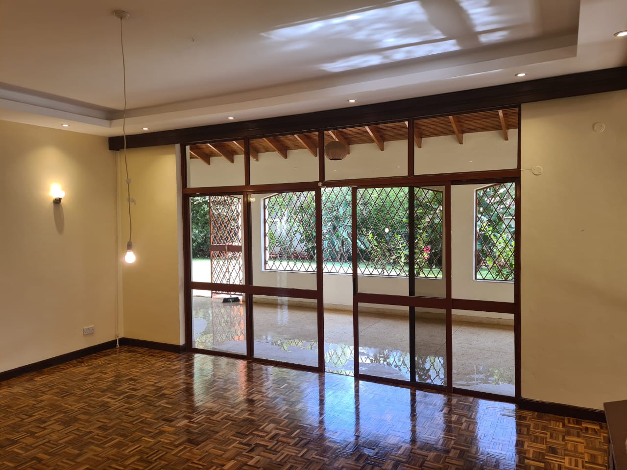 5 Bedroom House for Rent in Thigiri, Nairobi + Study | KSh 650K