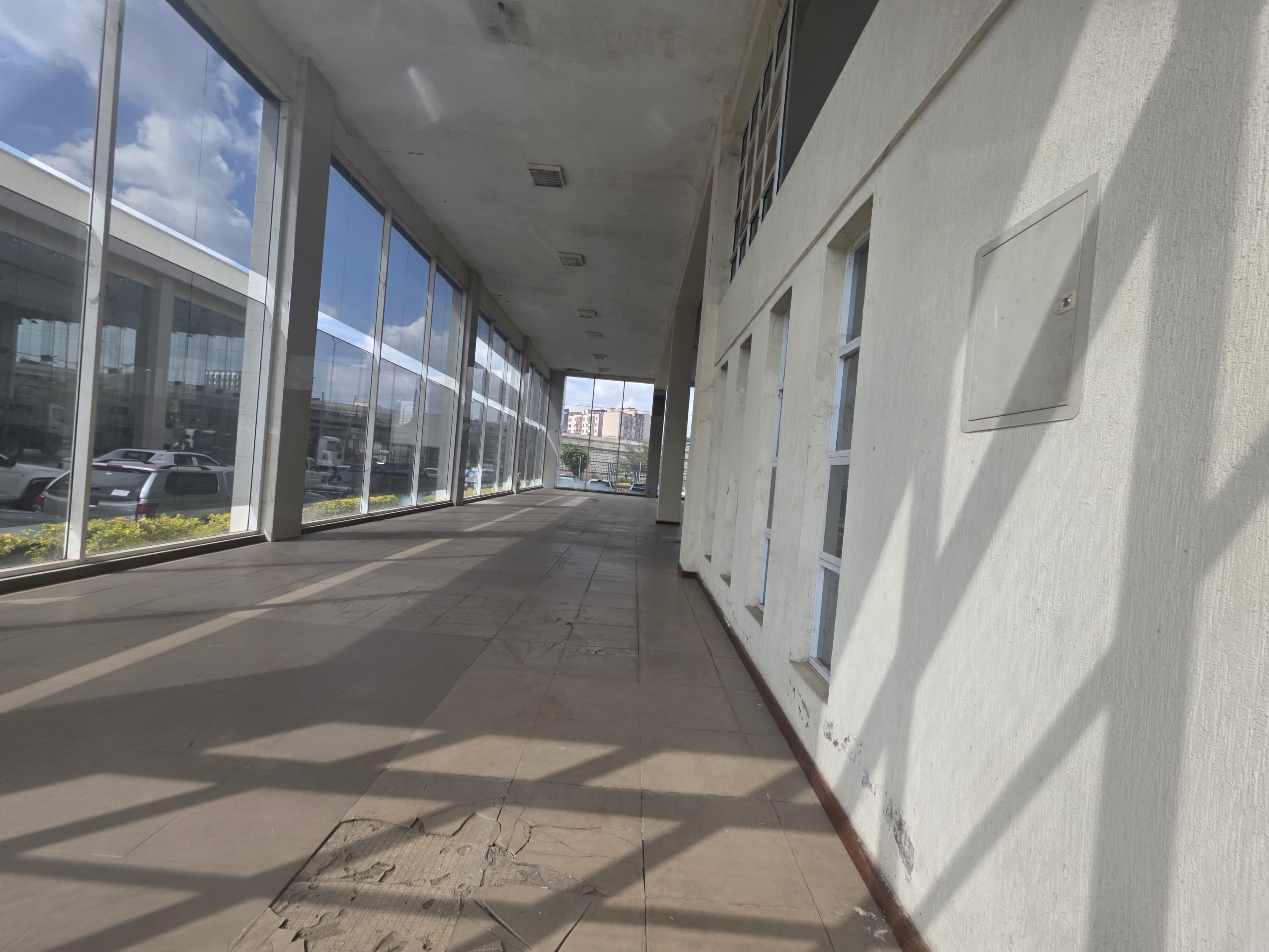 7,000 SQFT Showroom for Rent on Mombasa Road