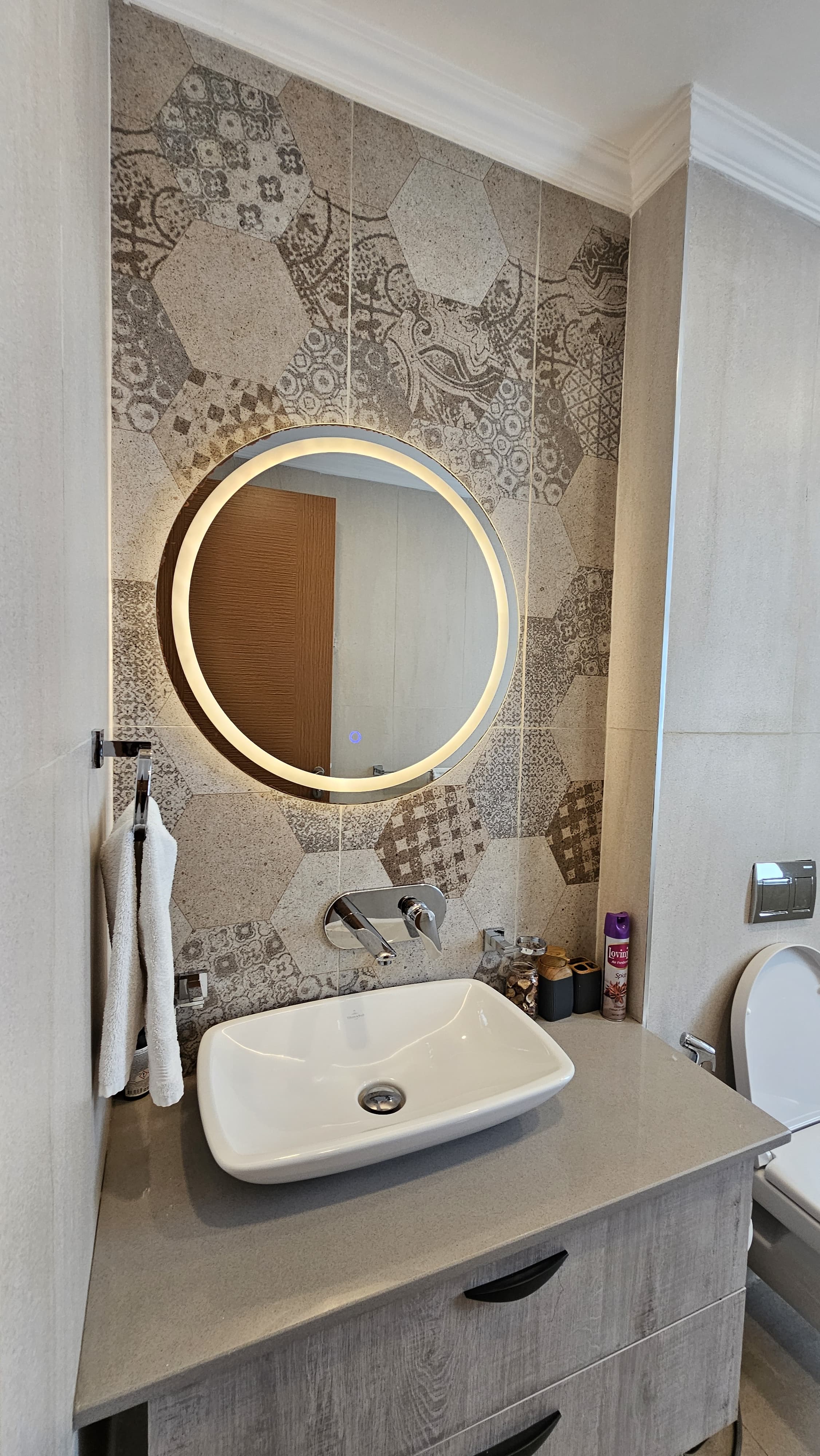 Fully Furnished 2 Bedroom Apartment for Rent at Colosseium Apartments