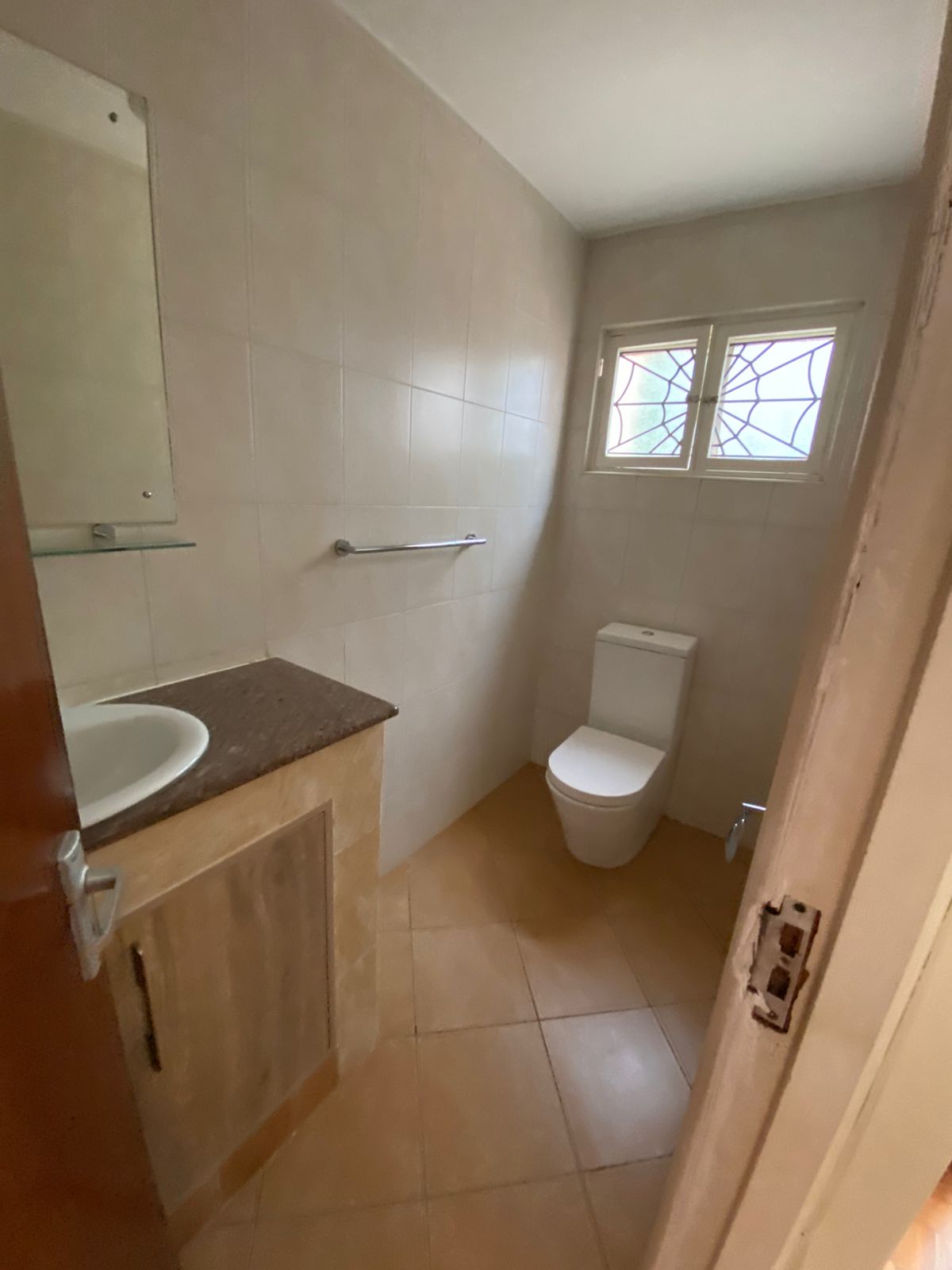 5 Bedroom House for Rent in Nyari