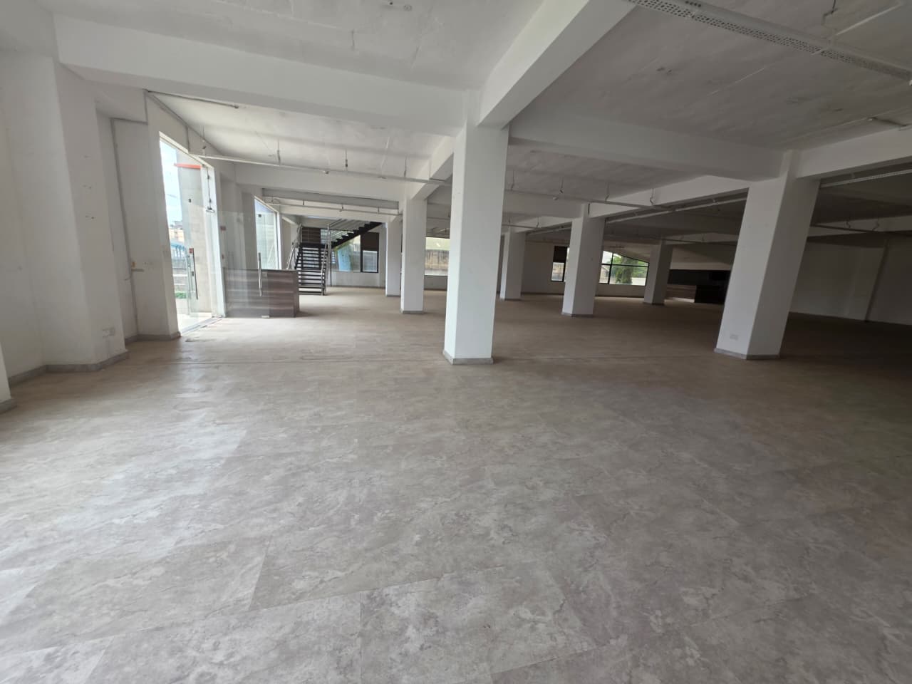 Commercial Office & Warehouse for Sale in Embakasi, Nairobi