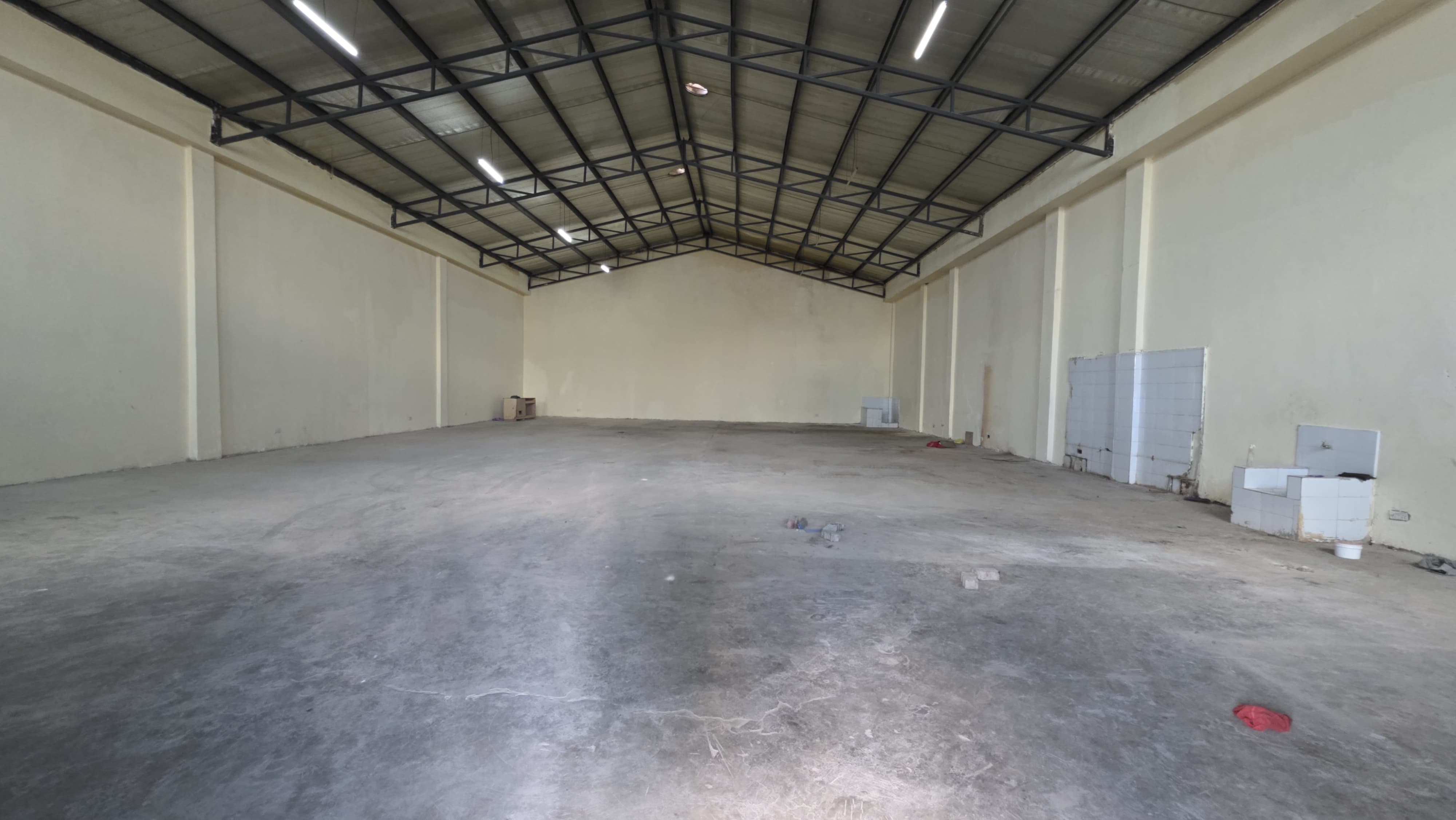 5,000 SQFT Warehouse/Godown for Rent in Industrial Area