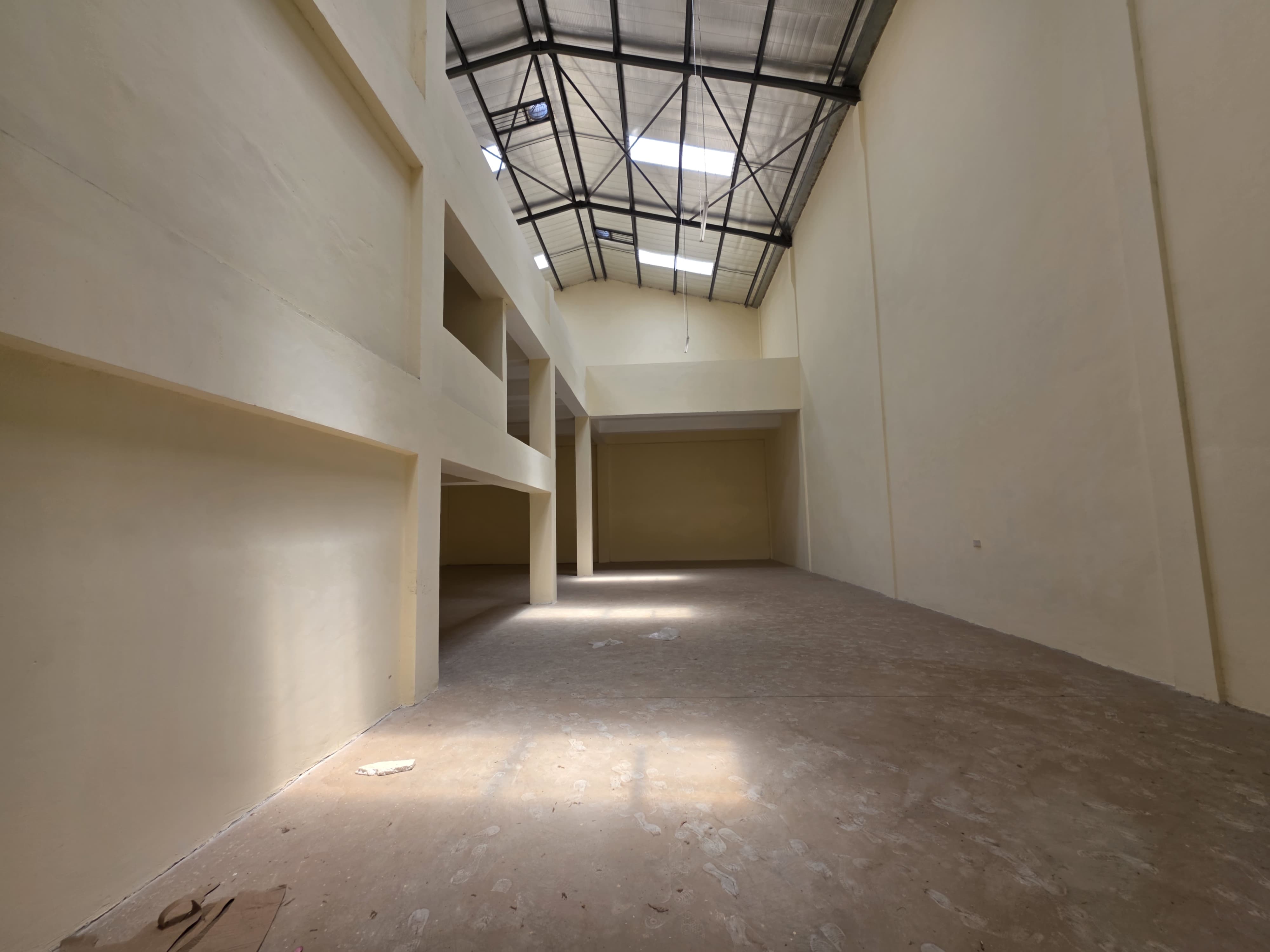 Warehouse/Godown for Rent in Babadogo
