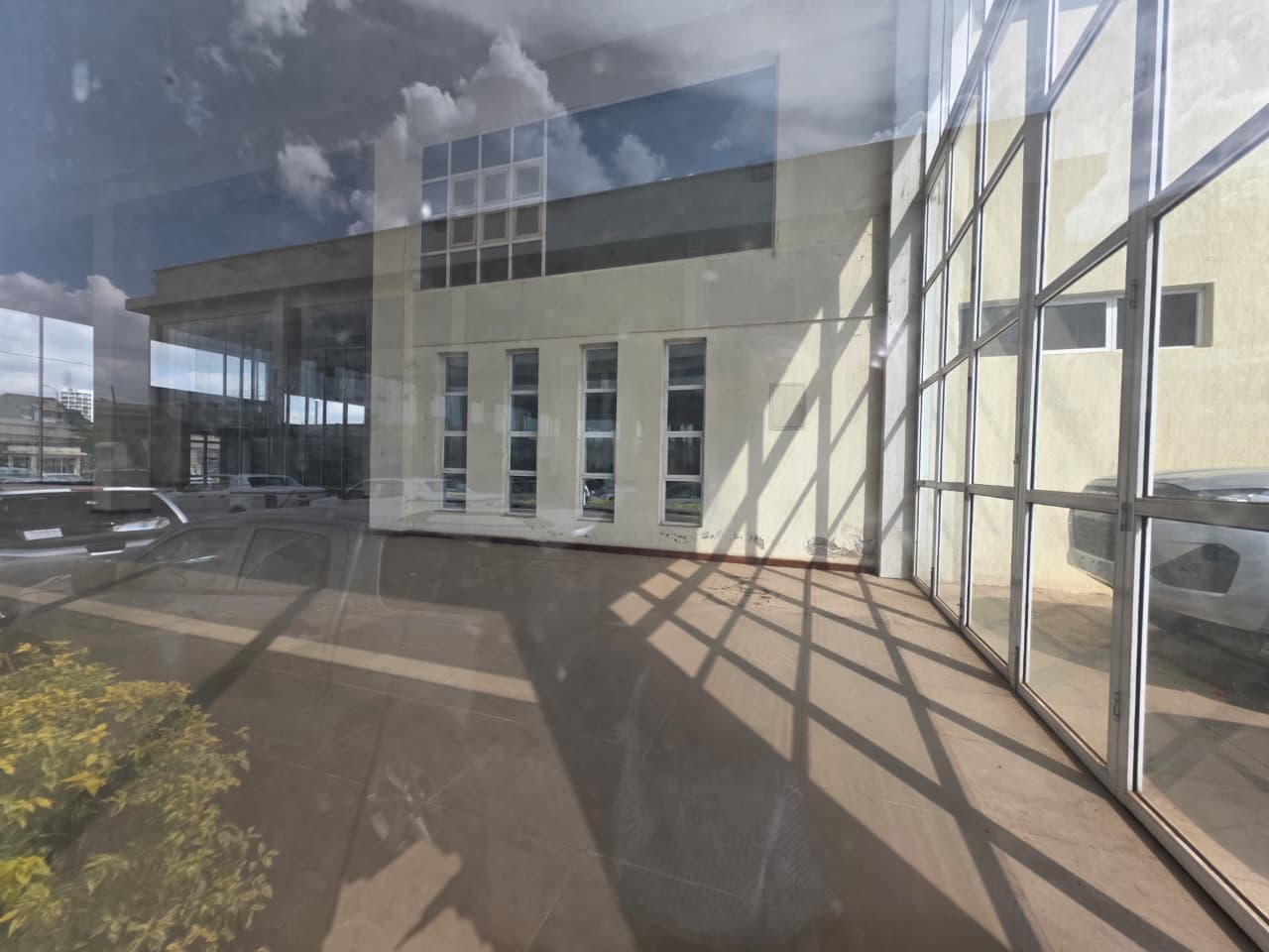 7,000 SQFT Showroom for Rent on Mombasa Road
