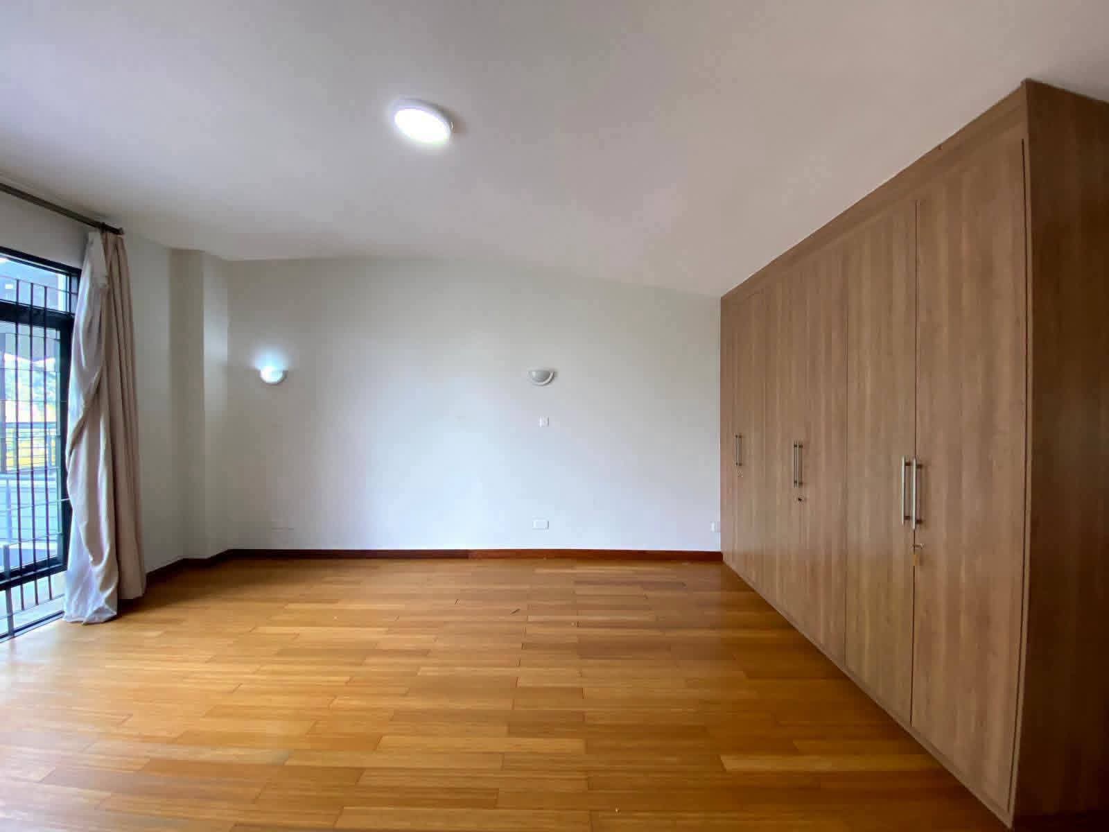 5 Bedroom House for Rent in Spring Valley, Westlands
