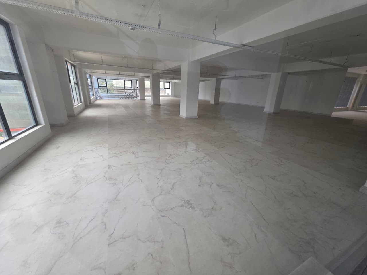 Commercial Office & Warehouse for Sale in Embakasi, Nairobi