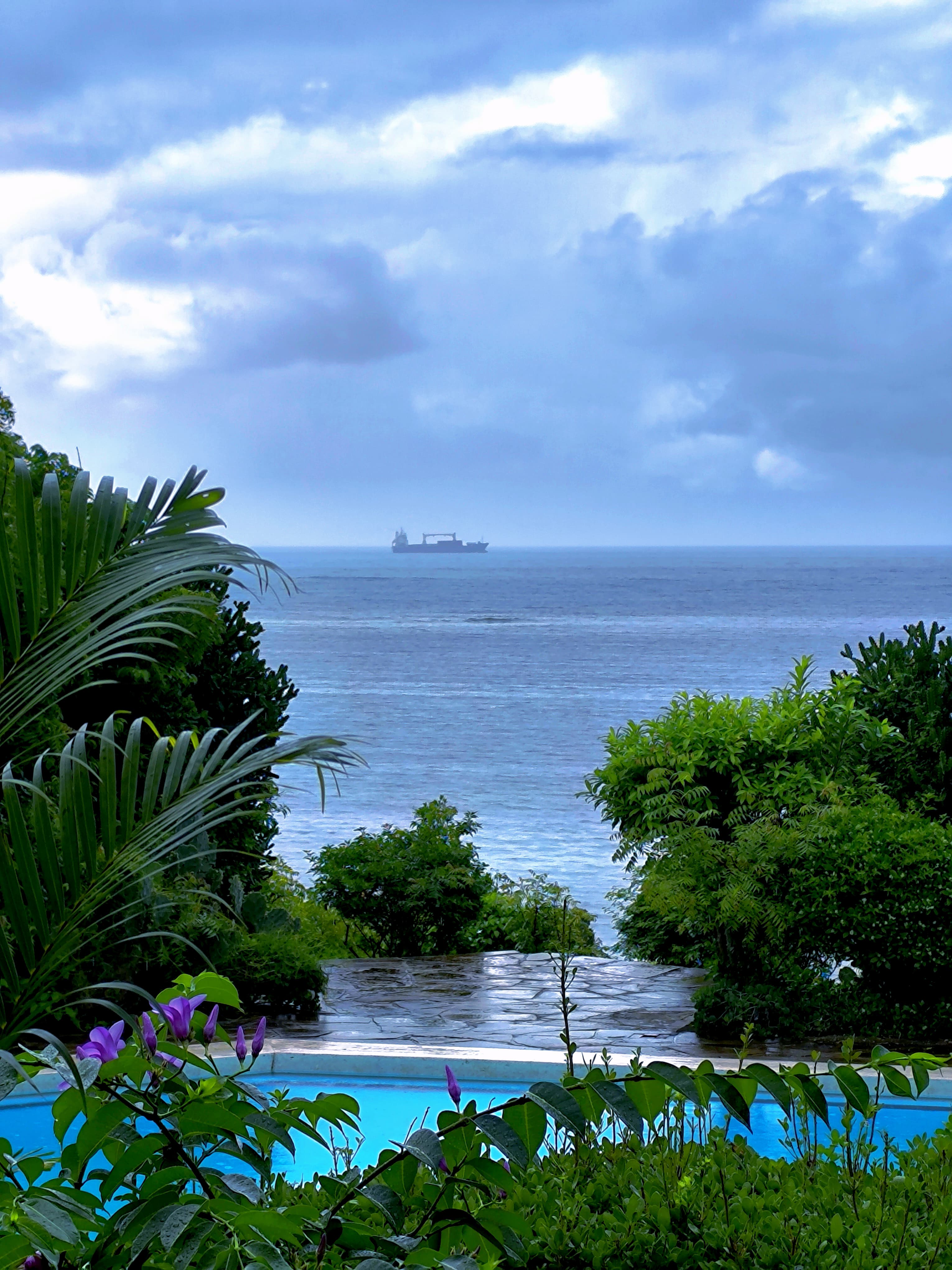 Fully Furnished 4 Bedroom Seafront Bungalow for Sale in Shanzu, Mombasa