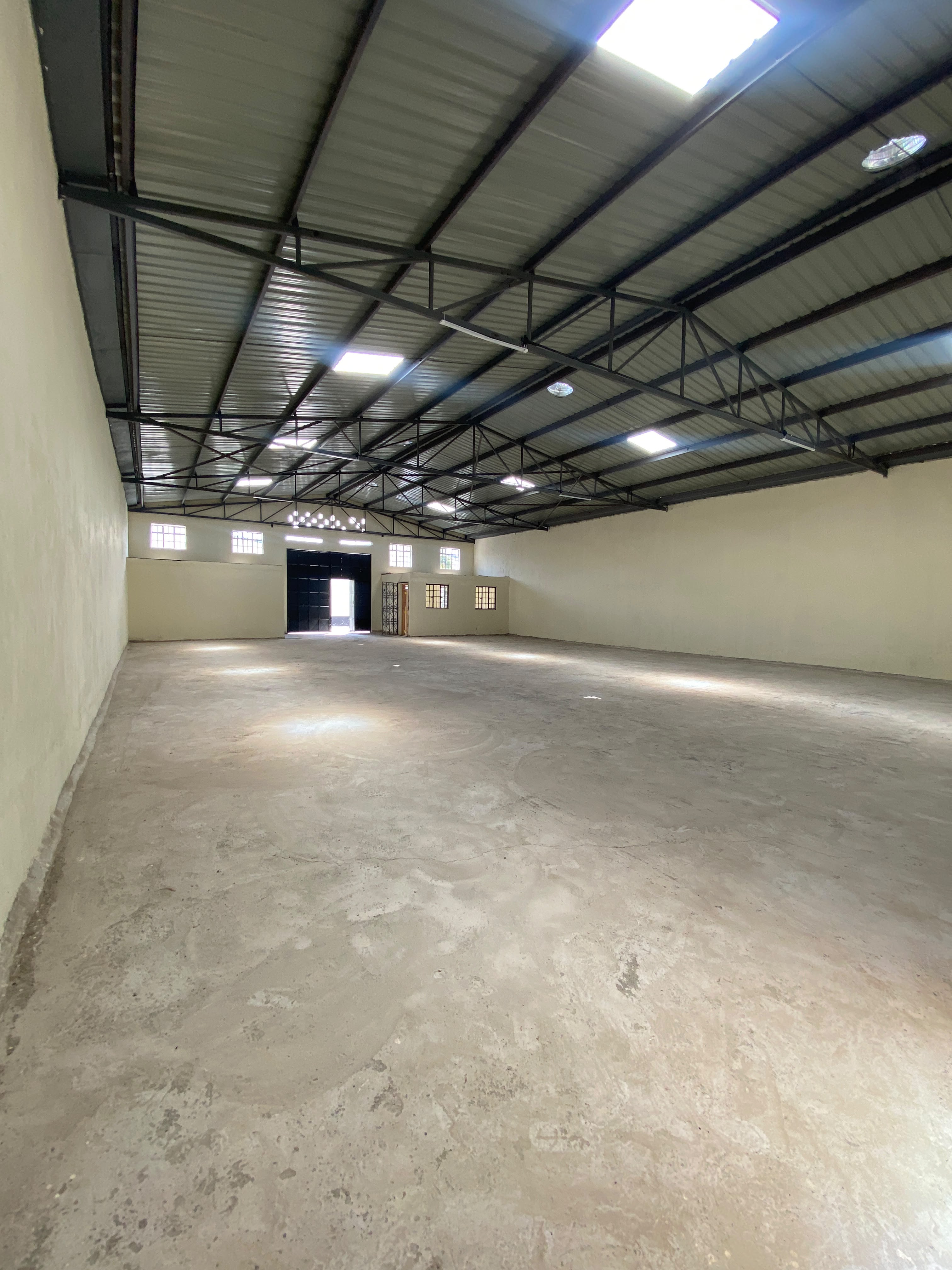 4,500 SqFt Warehouse for Rent in Athi River