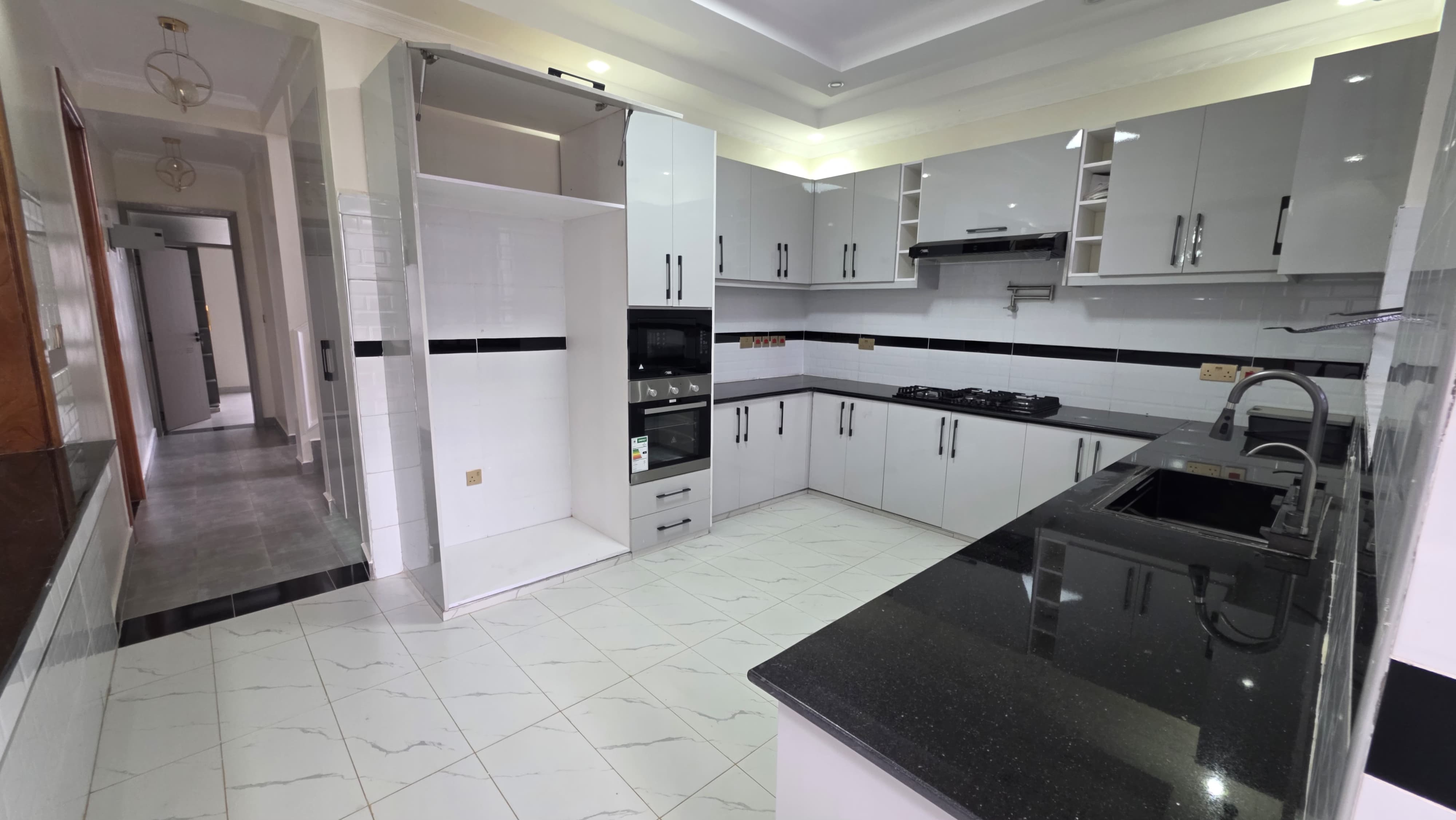 Elegant 5 Bedroom House for Sale in Ruiru, Mugutha