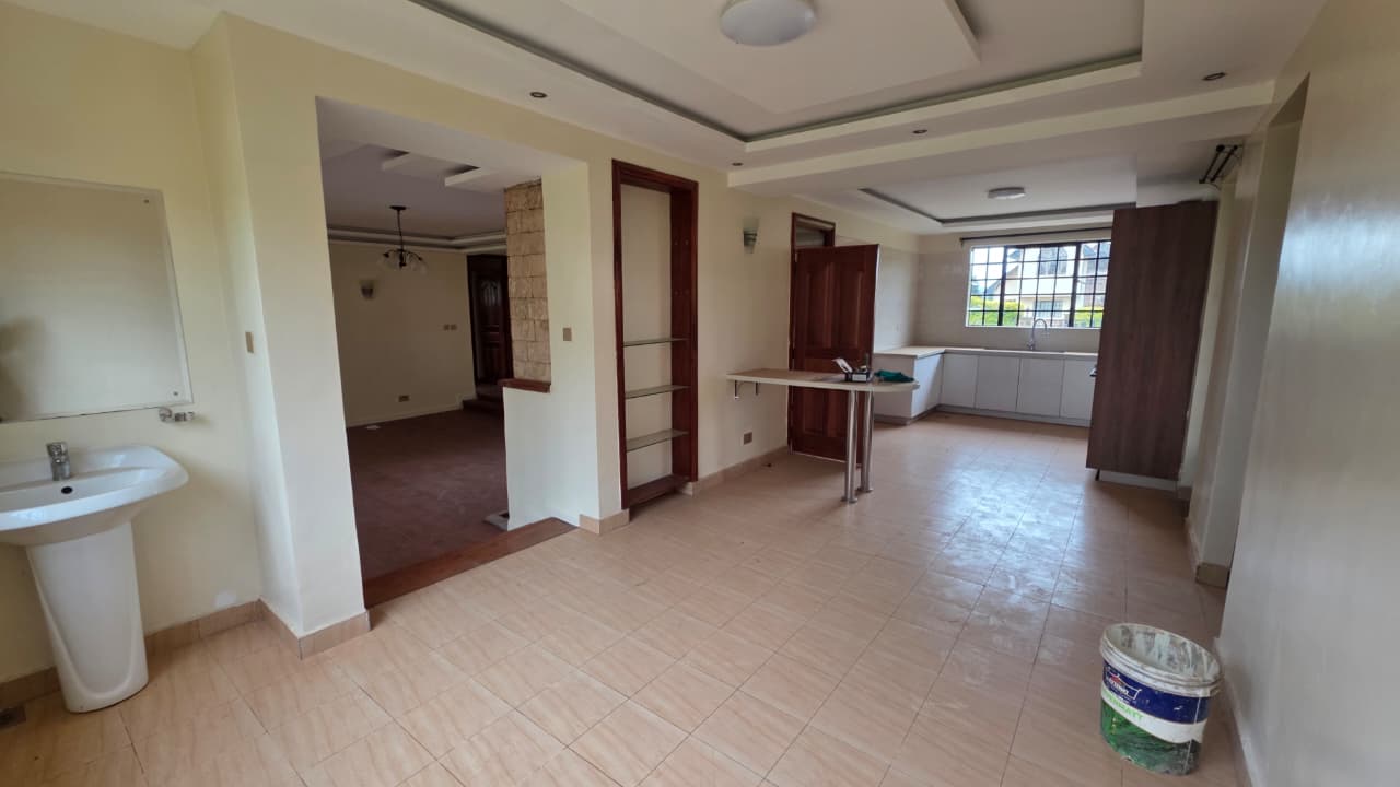4 Bedroom with DSQ Bungalow for Sale in Redhill