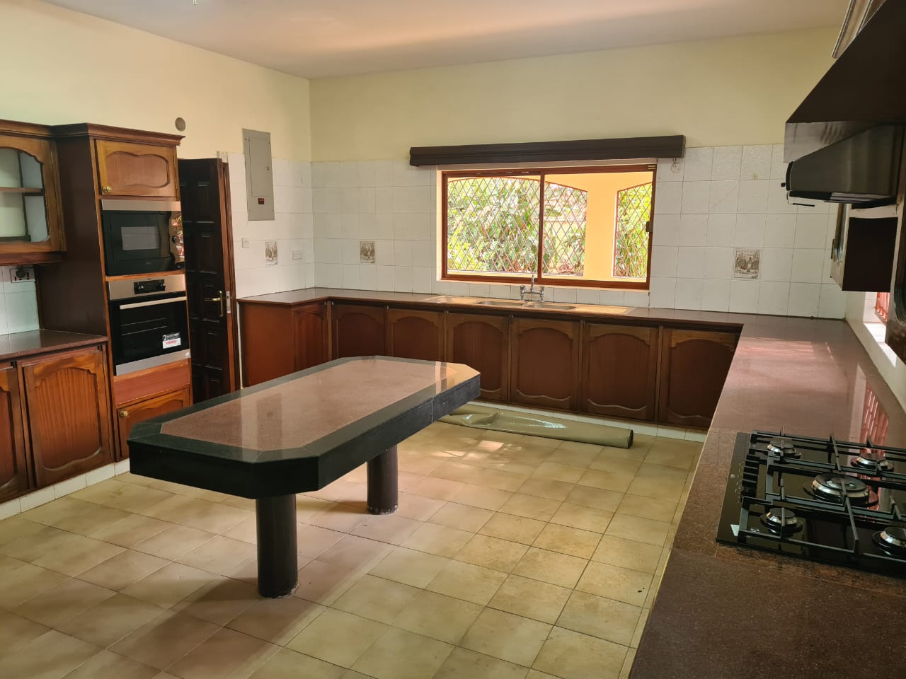 5 Bedroom House for Rent in Thigiri, Nairobi + Study | KSh 650K