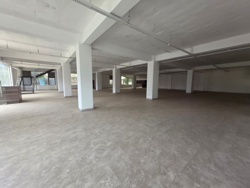 Commercial Office & Warehouse for Sale in Embakasi, Nairobi