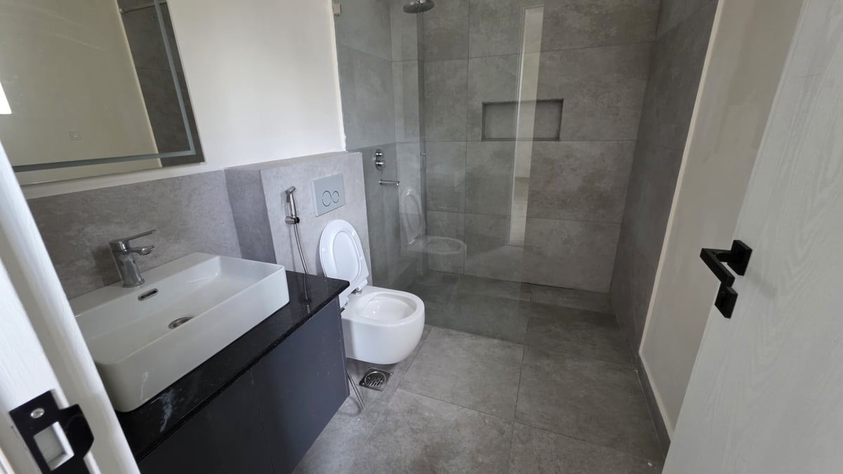 Unfurnished 3 Bedroom Apartment for rent in General Mathenge — photo 5