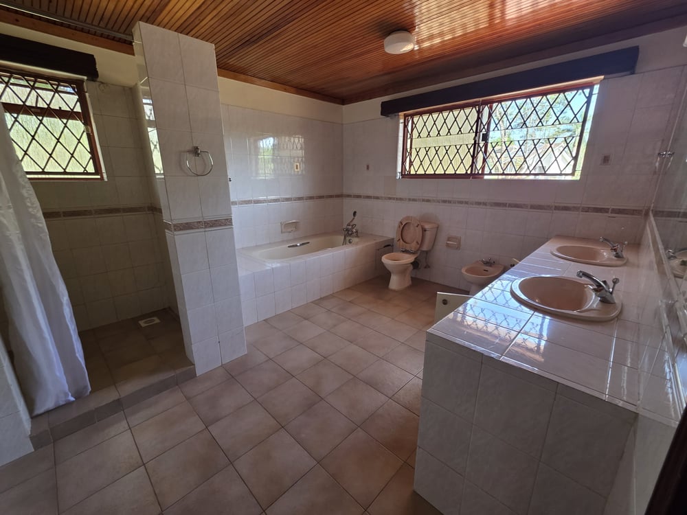 5 Bedroom House for Rent in Thigiri Ridge, Nairobi — photo 11