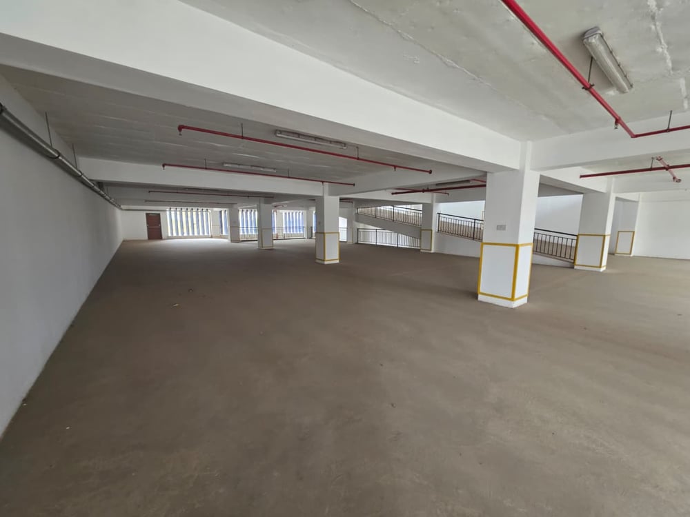 Commercial Office & Warehouse for Sale in Embakasi, Nairobi — photo 7