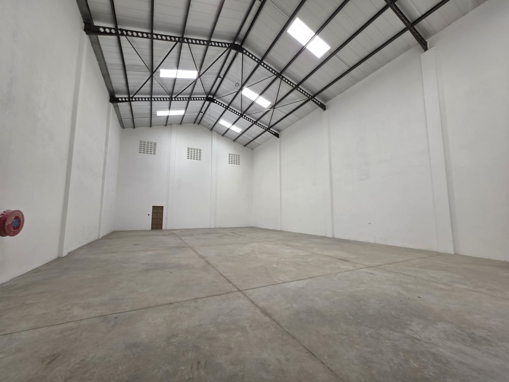 7,500 Sqft Warehouse/Godown for Rent in Mlolongo — photo 4