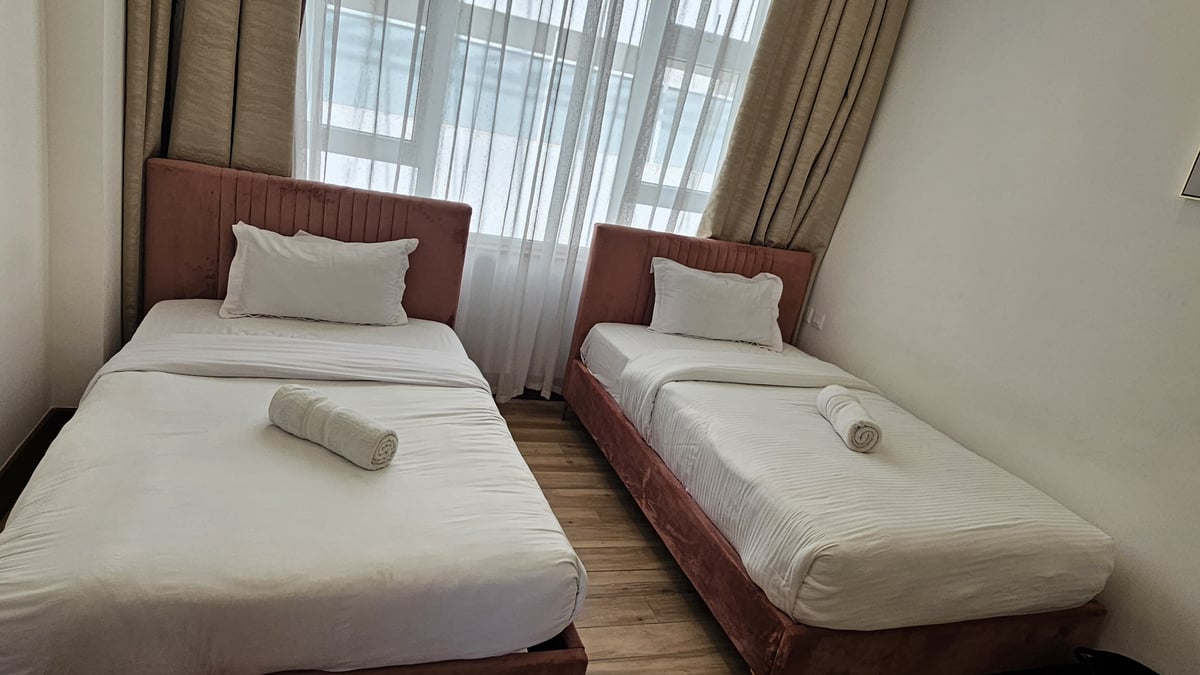Fully Furnished 2 Bedroom Apartment for Rent at Colosseium Apartments — photo 4