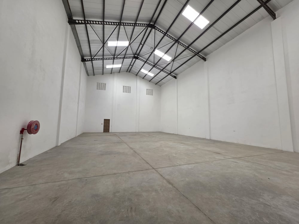 7,500 Sqft Warehouse/Godown for Rent in Mlolongo — photo 3