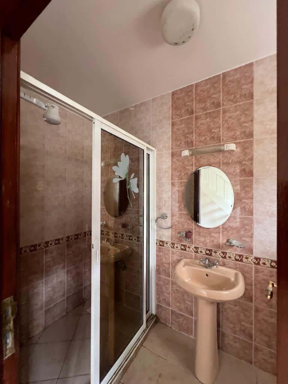 Modern 4 Bedroom Townhouse for rent in Spring Valley