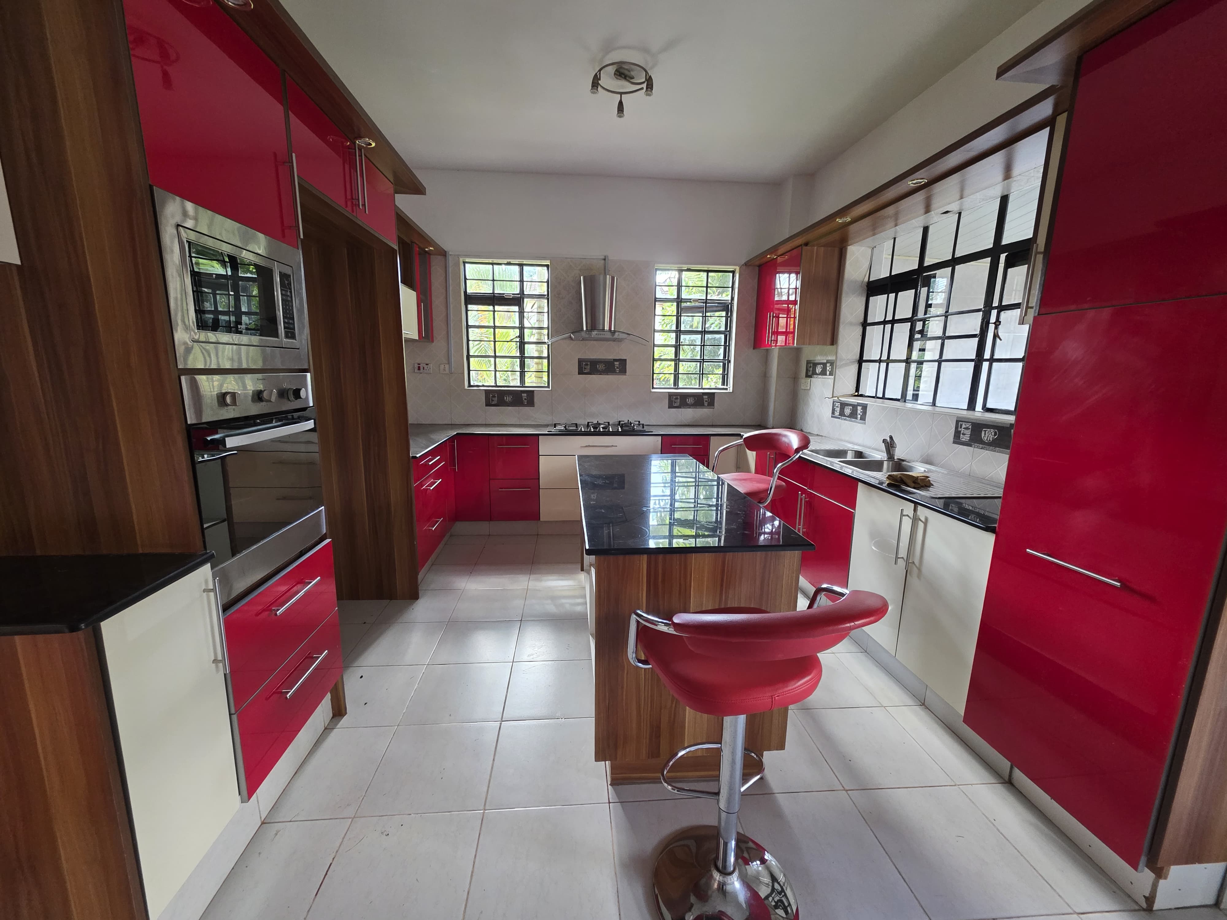 Exclusive 5 Bedroom Townhouse for Sale in Kitisuru, Nairobi