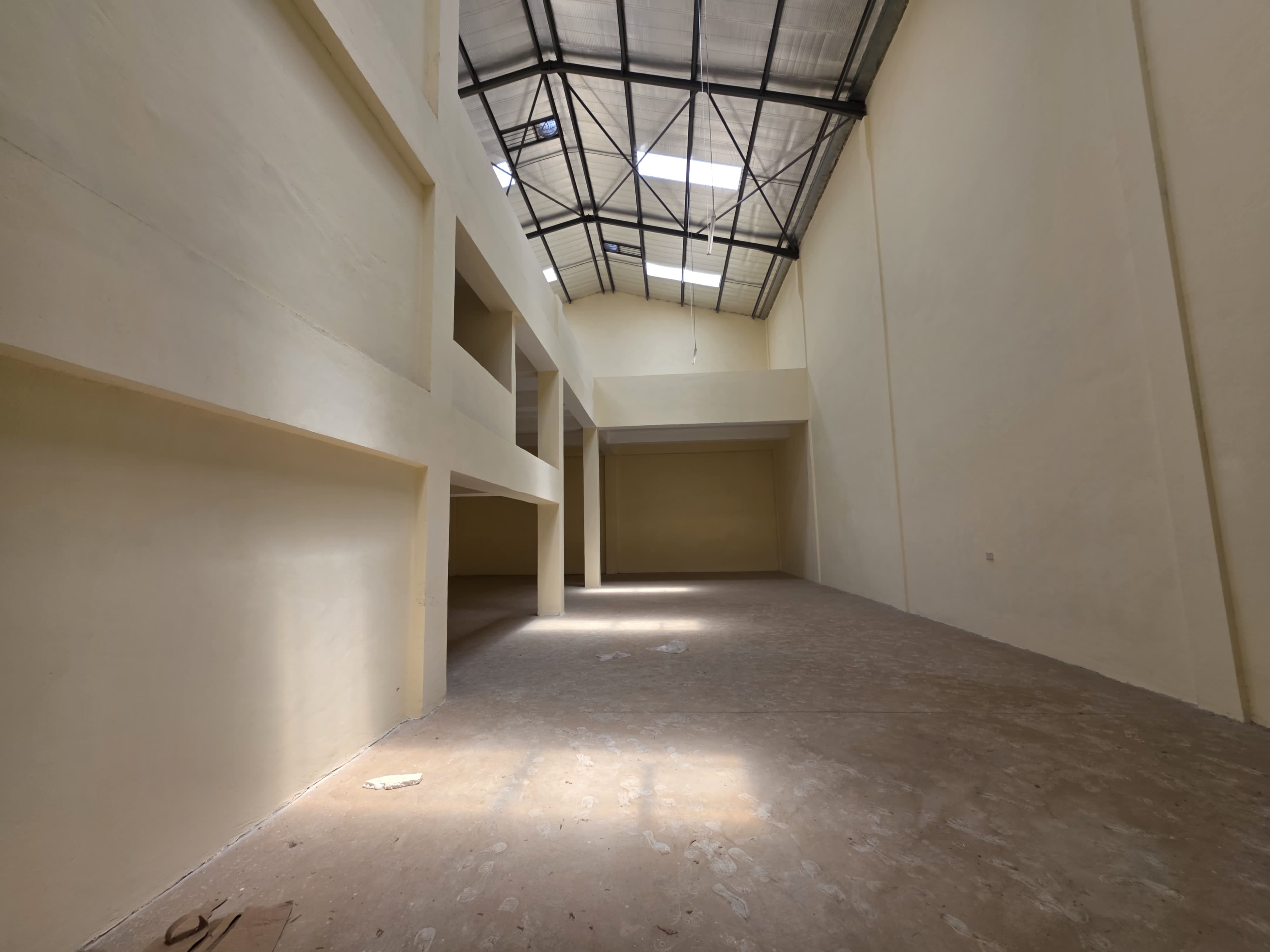 Warehouse/Godown for Rent in Babadogo
