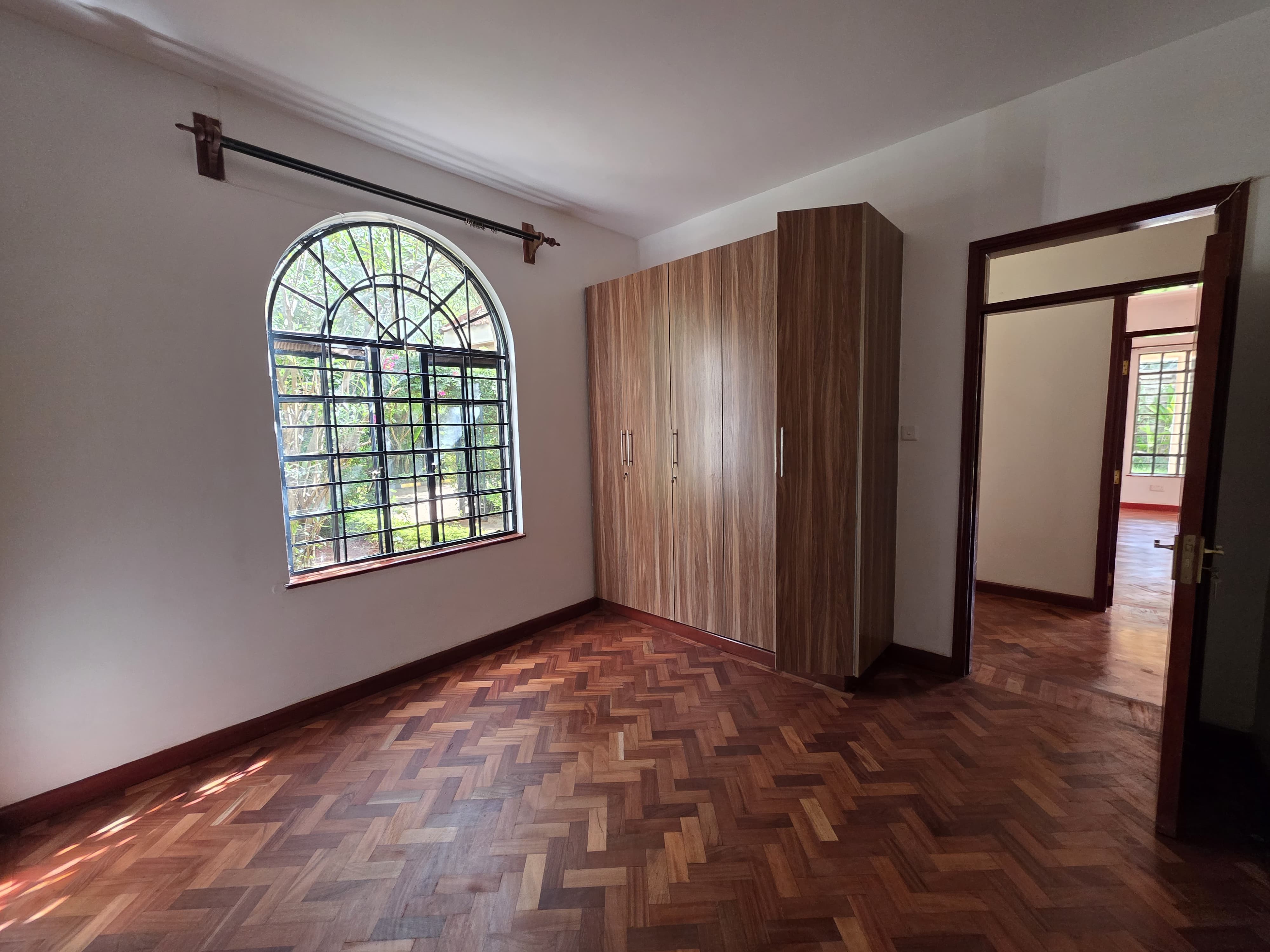 Exclusive 5 Bedroom Townhouse for Sale in Kitisuru, Nairobi